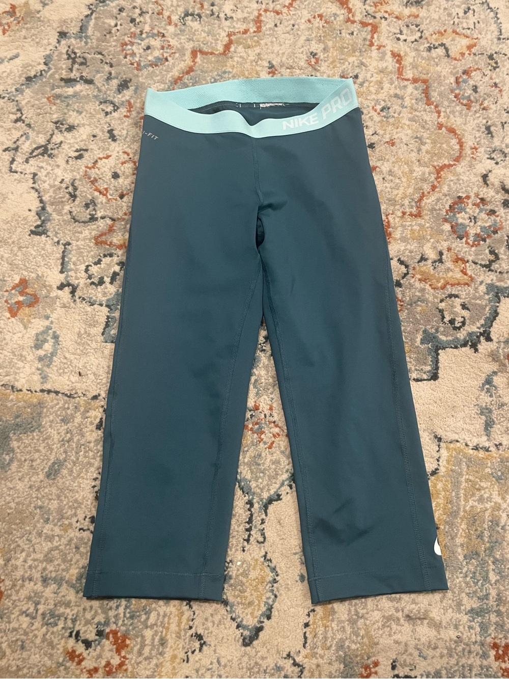 Nike Teal Capri Leggings with Mint Waistband
